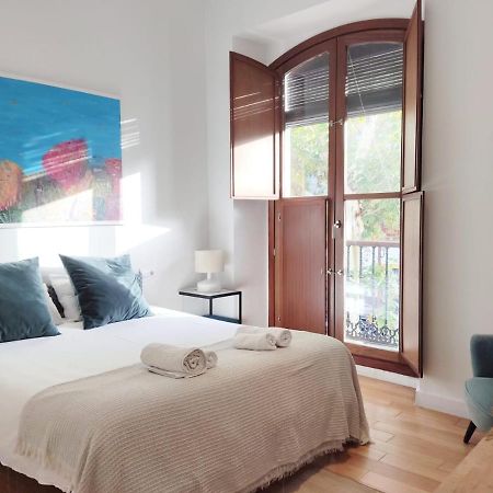 Homeyseville-Luxury Apartment Arenal 6 Pax, Parking Optional מראה חיצוני תמונה