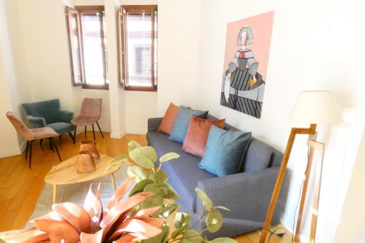 Homeyseville-Luxury Apartment Arenal 6 Pax, Parking Optional מראה חיצוני תמונה