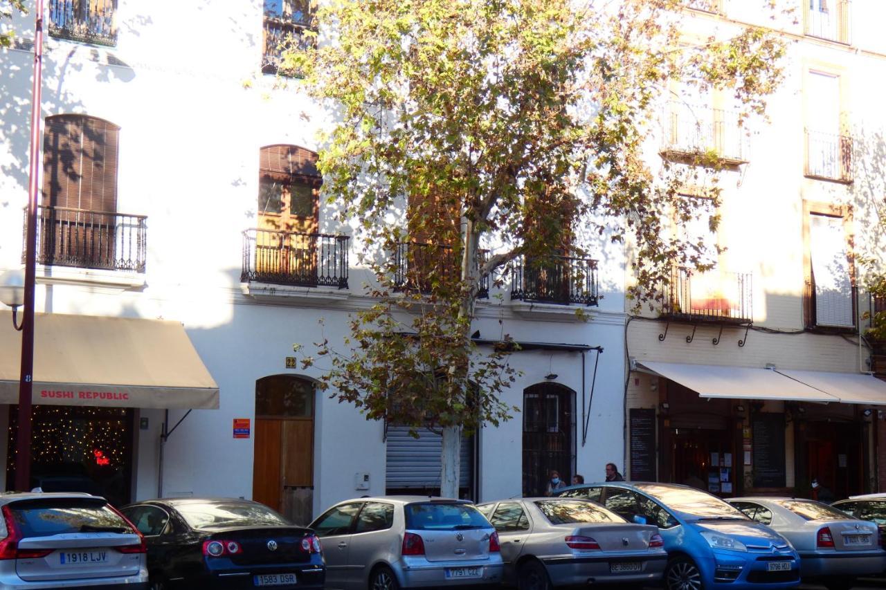 Homeyseville-Luxury Apartment Arenal 6 Pax, Parking Optional מראה חיצוני תמונה