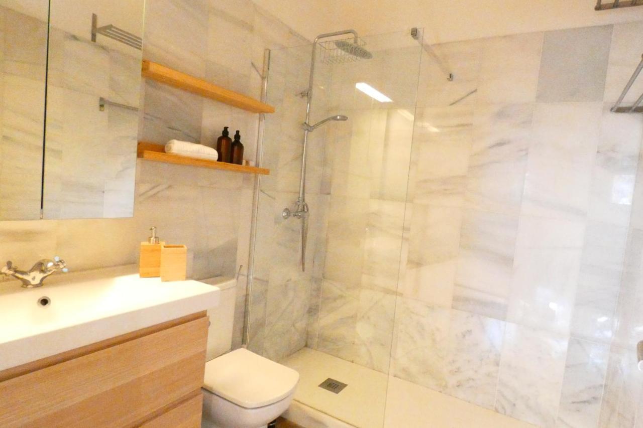 Homeyseville-Luxury Apartment Arenal 6 Pax, Parking Optional מראה חיצוני תמונה