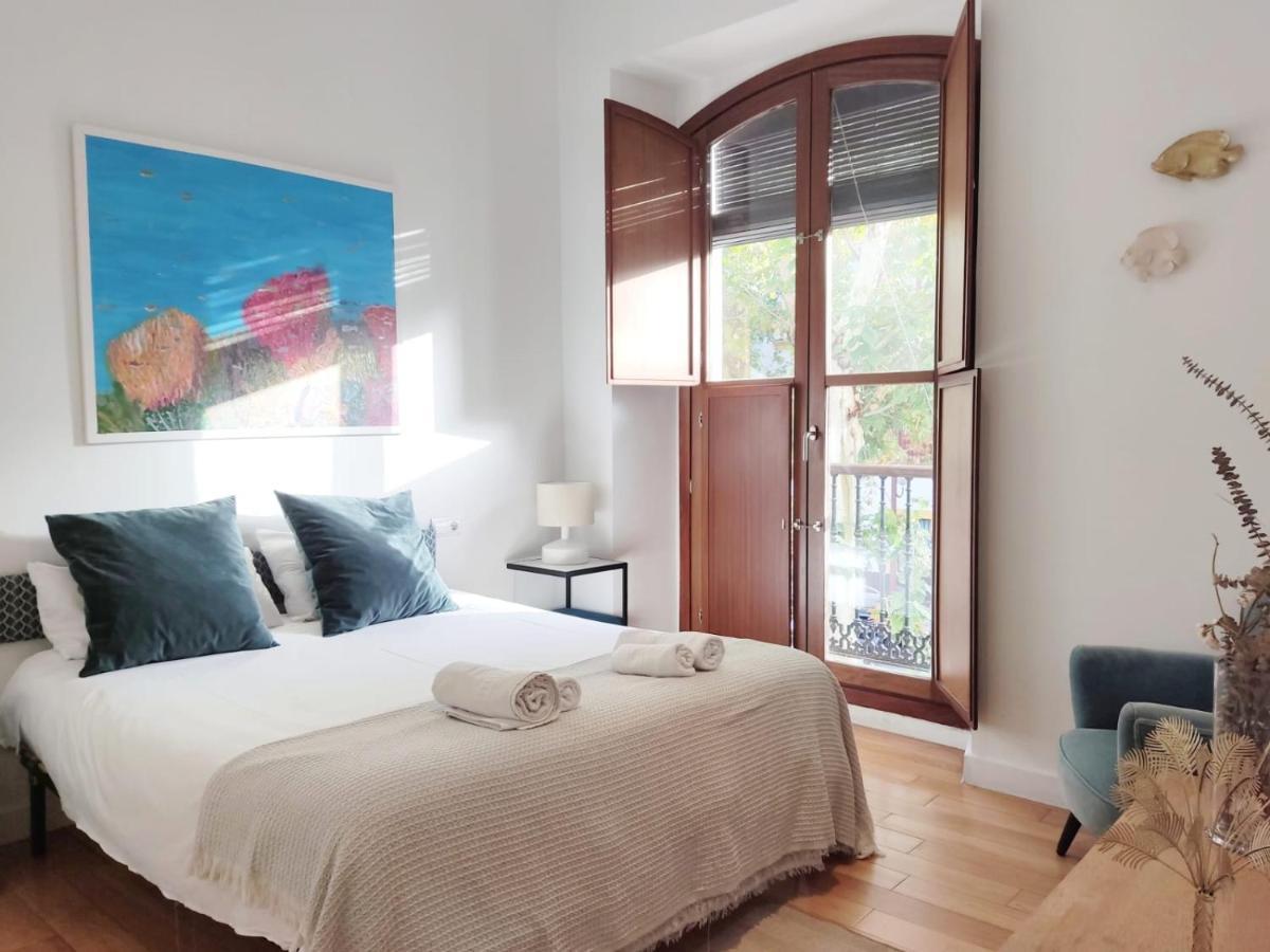 Homeyseville-Luxury Apartment Arenal 6 Pax, Parking Optional מראה חיצוני תמונה